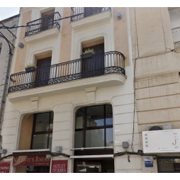 VIVIENDA - C/DOCTOR ROBERT - EL VENDRELL - BARCELONA