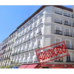 VIVIENDA - PLAZA CASCORRO - MADRID