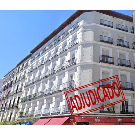 VIVIENDA - PLAZA CASCORRO - MADRID